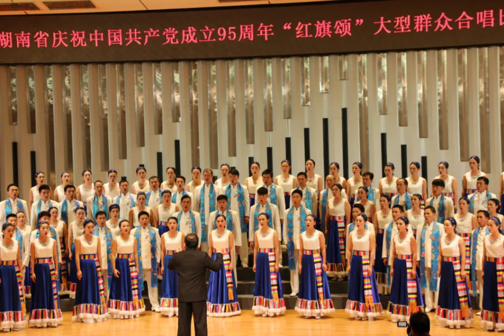 中国合唱童话县的旋律即将唱响米多多乡村童声合唱周-湖南安仁教师合唱团