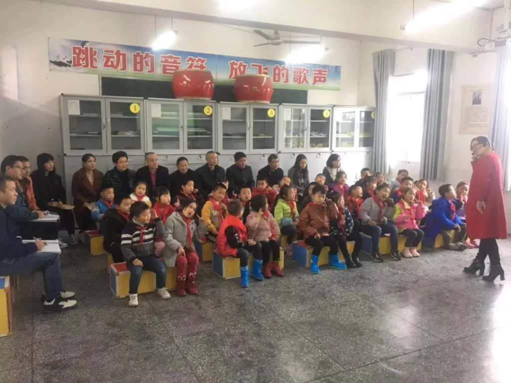 无处不在的音乐，无处安放的音乐课