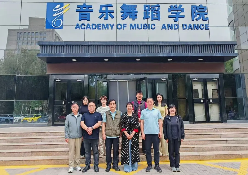 音乐公益行｜“河流·孩子”添富小学合唱团公益项目落户宁夏泾源